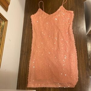 WAYF Dress color is pale pink size is xsmall
